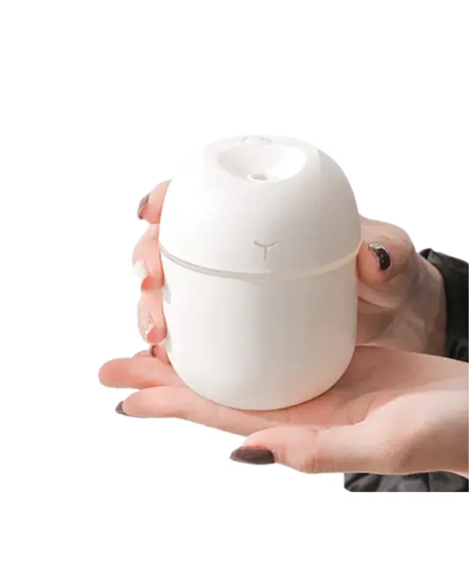Kompakt Mini Hava Nemlendirici 5 Esans Hediyeli LED Işıklı USB Aromaterapi Cihazı görsel 4
