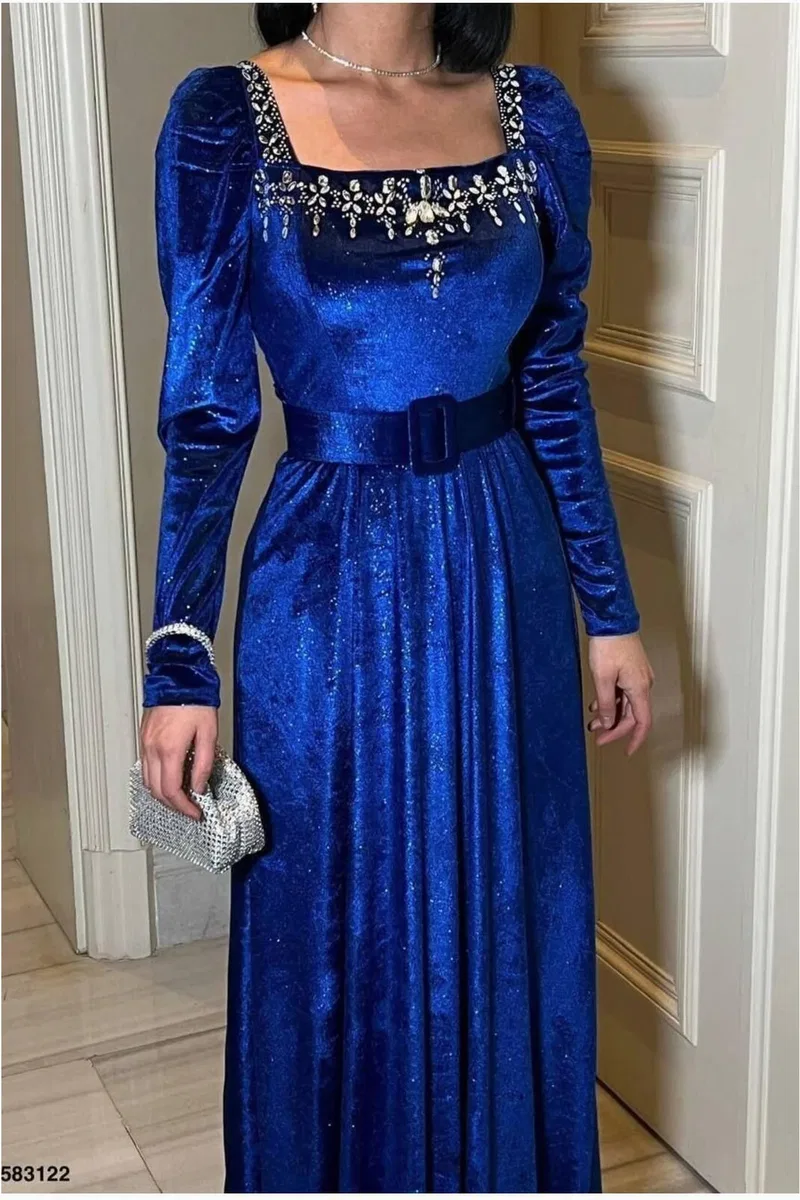 Kadın El Emeği Kare Yaka Kemerli Uzun Kollu Abiye Elbise görsel 8