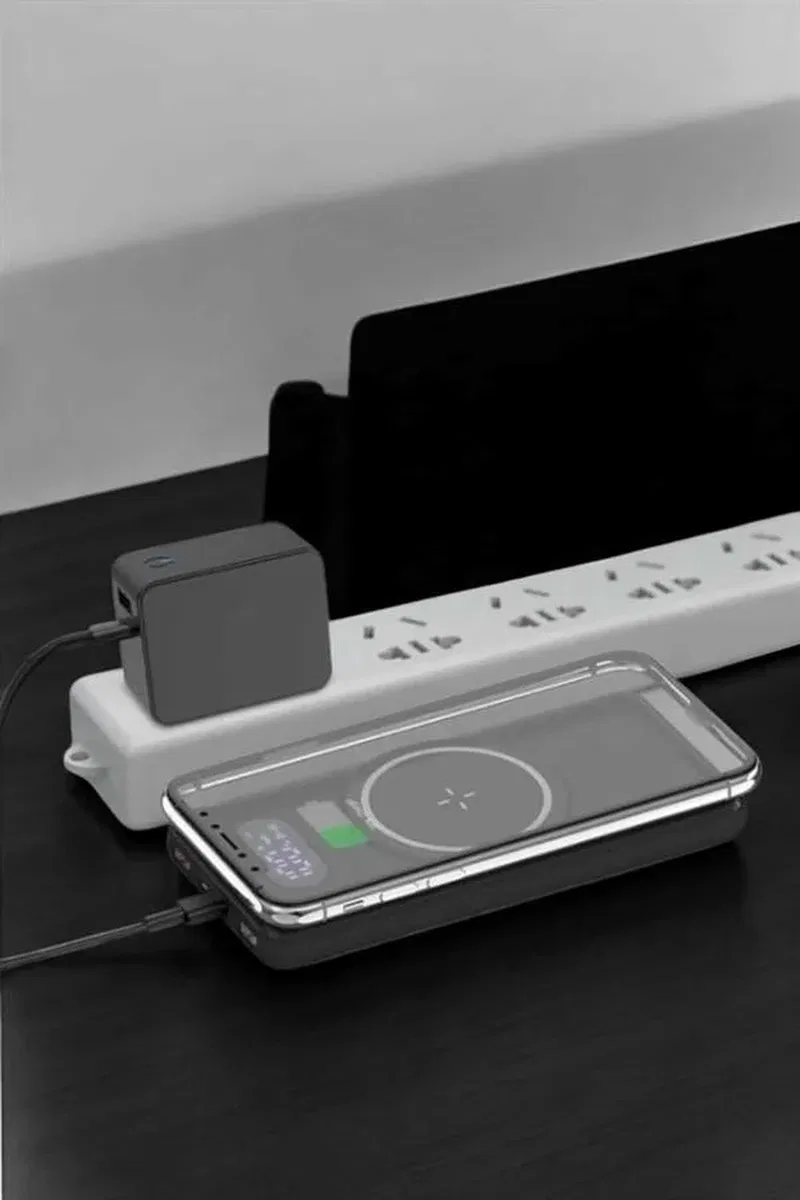 Powerbank Taşınabilir 10. 000 Mah Hızlı Şarj Dijital Göstergeli görsel 3