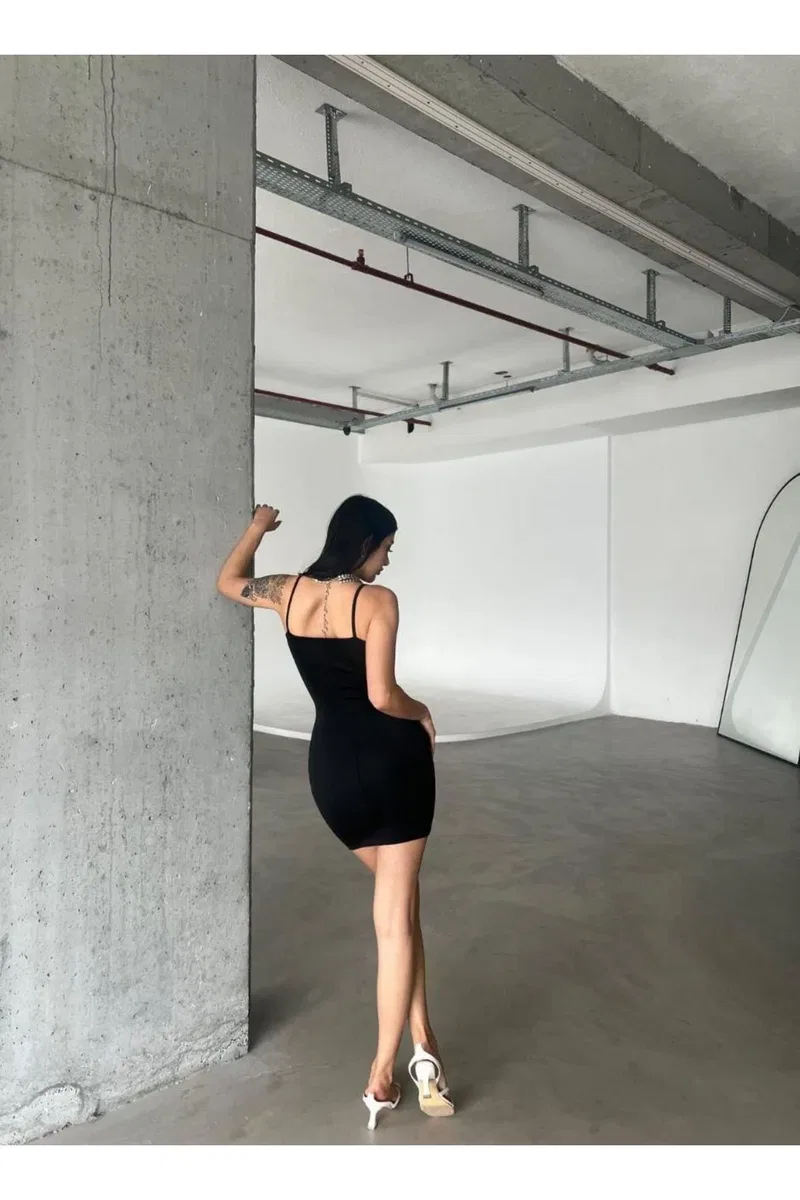 Kadın Tasarım V Yaka Askılı Bodycon Mini Elbise görsel 4
