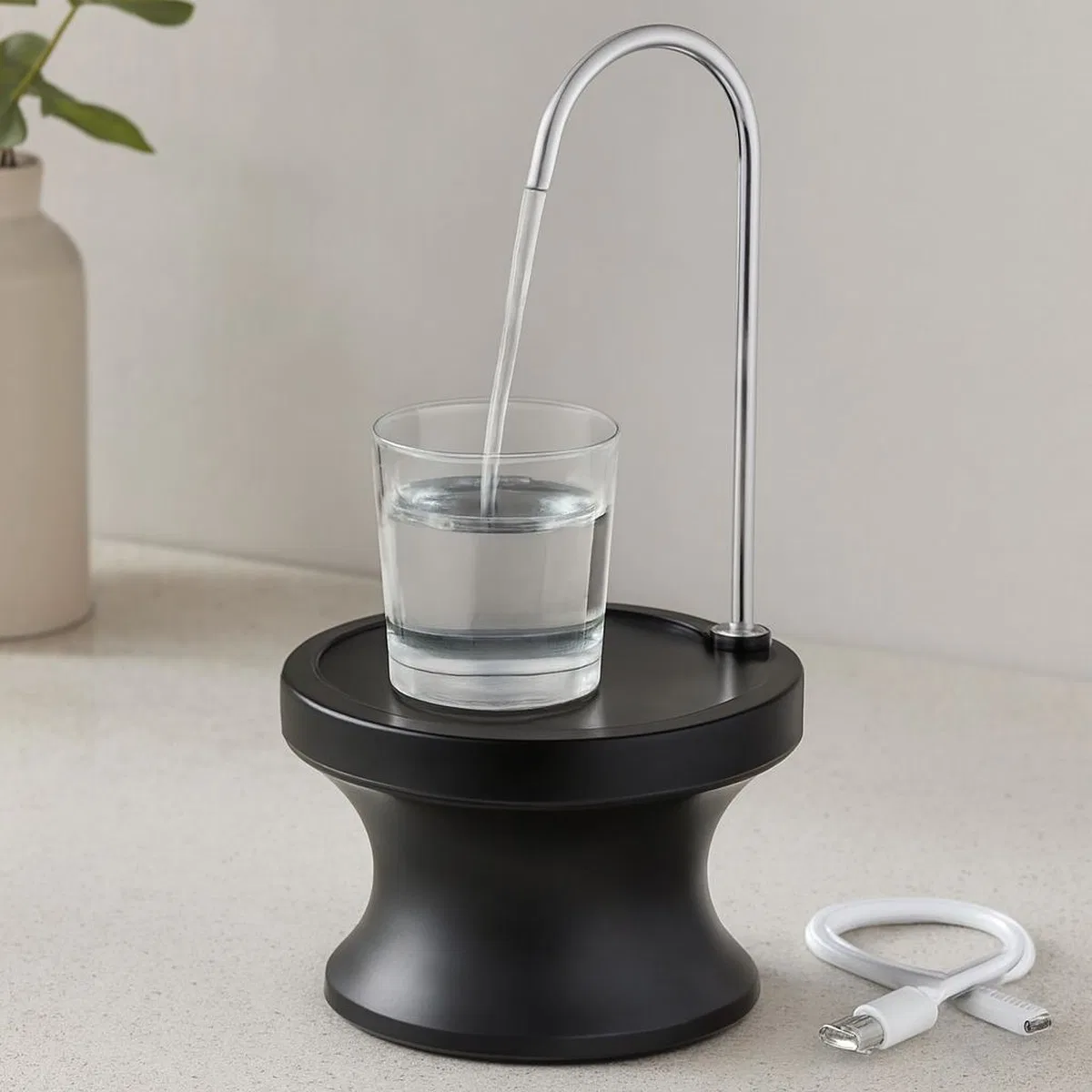 USB Şarjlı Otomatik Damacana Su Pompası 360° Başlıklı Standlı
