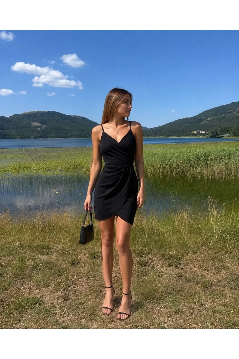 Kadın Trend Model Kruvaze Askılı Mini Elbise