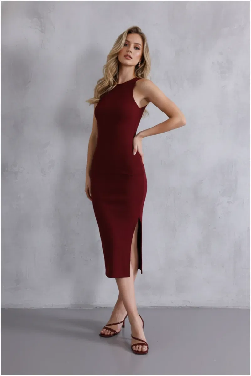 Kadın Şık Bordo Halter Yaka Yırtmaçlı Pamuklu Fitilli Likralı Kaşkorse Slim Fit Midi Elbise