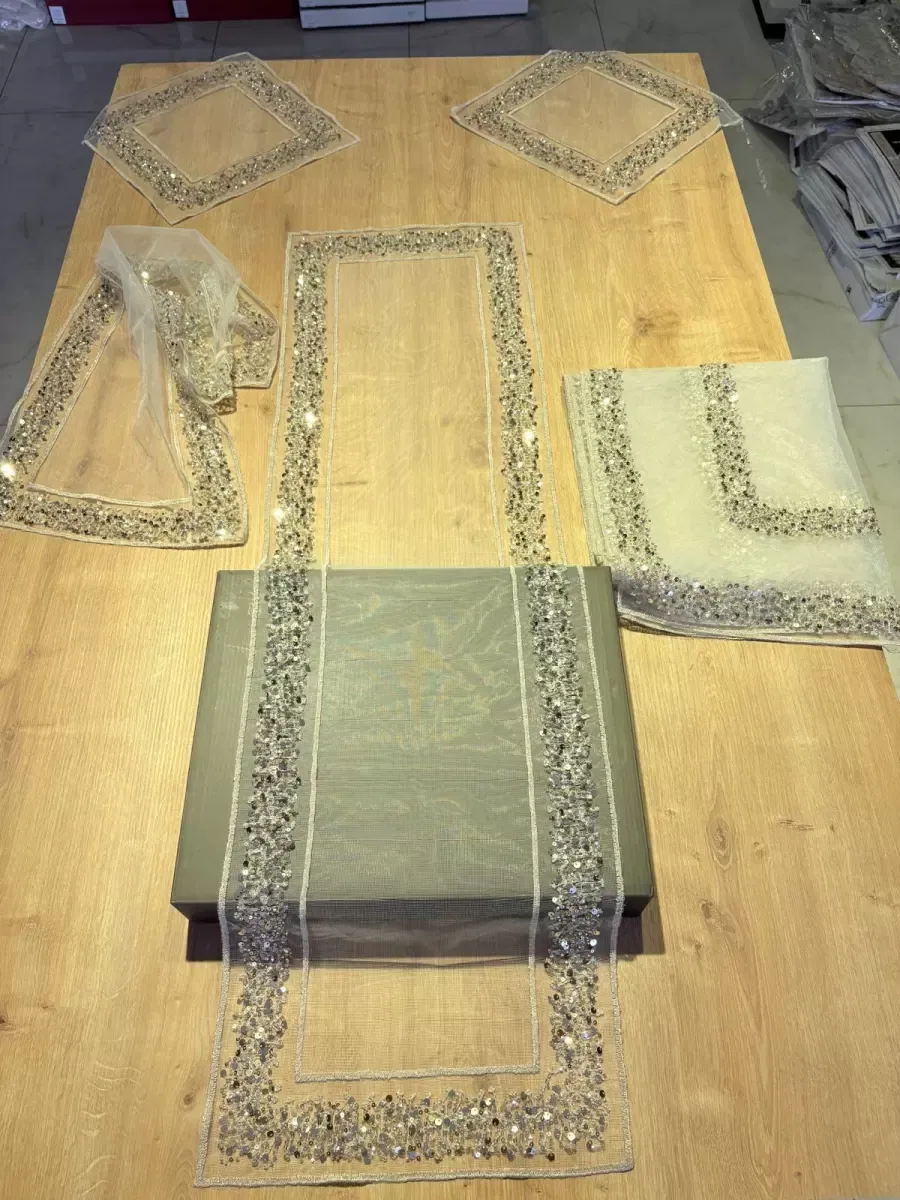 Salon Takımı Çeyizlik Hayal Tül Runner Set 5 Parça Hayal Tül Ranır Masa Sehpa Konsol Örtüsü Emona görsel 2
