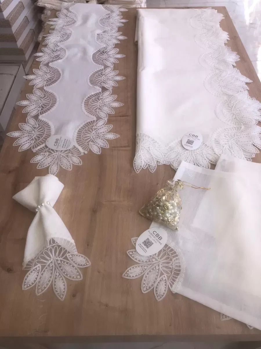 Sofra Takımı Lady Gardenya Keten Yemek Takımı 160x220 Masa Seti 12 Kişilik 26 Parça Runner Set Krem